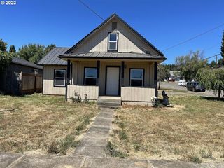 Foreclosed Home - 282 NE 2ND ST, 97396