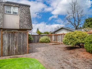Foreclosed Home - 2553 CHUCKANUT ST, 97408