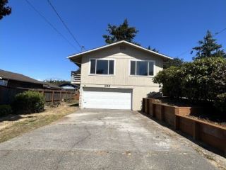 Foreclosed Home - 955 FENWICK ST, 97420