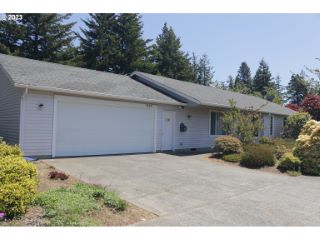 Foreclosed Home - 1620 UPAS ST, 97439