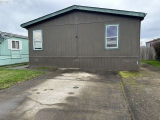 Foreclosed Home - 1025 S 6TH ST SPC 22, 97446