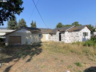 Foreclosed Home - 1532 SE THOMPSON ST, 97470