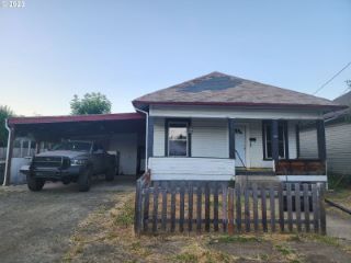 Foreclosed Home - 166 SE HOOVER AVE, 97470