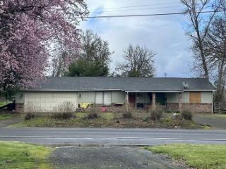 Foreclosed Home - 3249 MELROSE RD, 97471