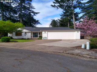 Foreclosed Home - 7251 DAISY ST, 97478