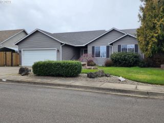 Foreclosed Home - 307 CAMBRIDGE DR, 97479