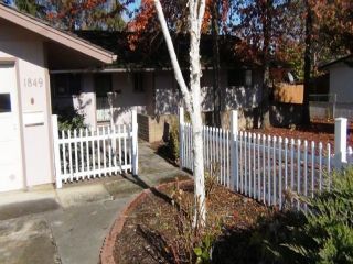 Foreclosed Home - 1849 HYBISCUS ST, 97504