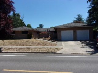 Foreclosed Home - 315 Black Oak Drive, 97504