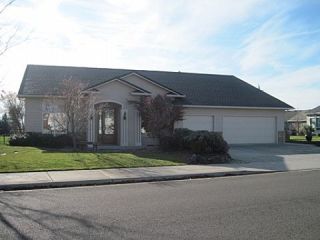 Foreclosed Home - 1050 CORAL RDG, 97524