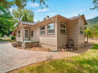 Foreclosed Home - 112 KELLOGG ST, 97525