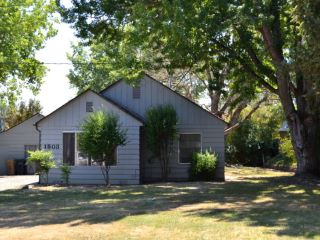 Foreclosed Home - 1503 SW FOUNDRY ST, 97526