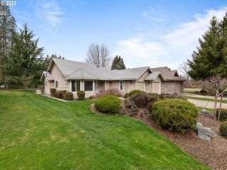 Foreclosed Home - 130 TWISTED PINES DR, 97527