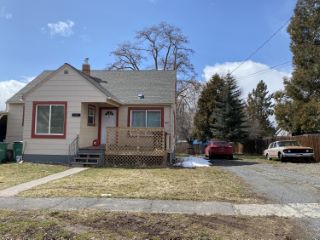 Foreclosed Home - 1820 WORDEN AVE # 1826, 97601