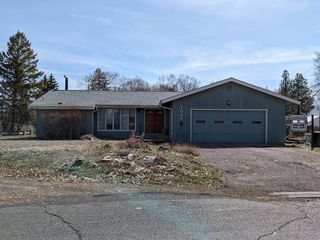 Foreclosed Home - 1067 N EGAN AVE, 97720