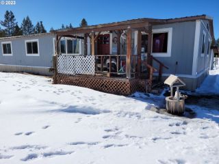 Foreclosed Home - 100120 HIGHWAY 97, 97731