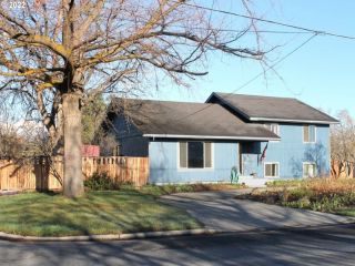 Foreclosed Home - 3105 GROVE ST, 97814