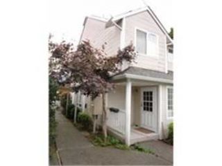 Foreclosed Home - 440 E Sunset Way # A1, 98027