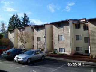 Foreclosed Home - 2411 S 248TH ST APT D13, 98032