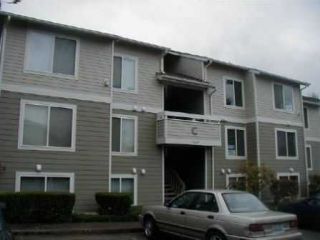 Foreclosed Home - 14324 126TH AVE NE APT C102, 98034