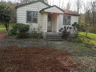 Foreclosed Home - 5220 LYNWOOD CENTER RD NE, 98110