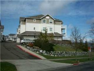 Foreclosed Home - 2830 SW RAYMOND ST UNIT 202, 98126