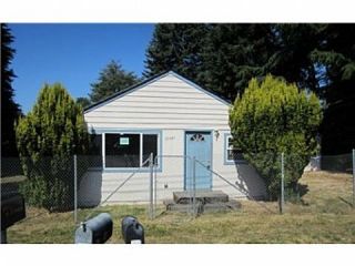 Foreclosed Home - 10647 8TH AVE SW, 98146
