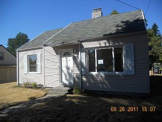 Foreclosed Home - 414 NE 156TH ST, 98155