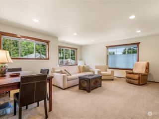Foreclosed Home - List 100759251