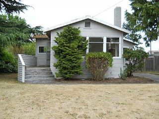 Foreclosed Home - 1908 9TH ST, 98221