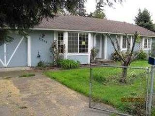 Foreclosed Home - 17209 10TH AVE E, 98387