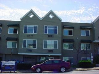 Foreclosed Home - 440 ST HELENS AVE UNIT 303, 98402