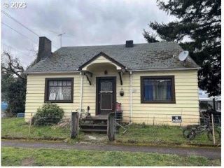 Foreclosed Home - 16 SE CLARK AVE, 98604