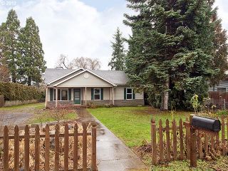Foreclosed Home - 3237 SE 3RD AVE, 98607