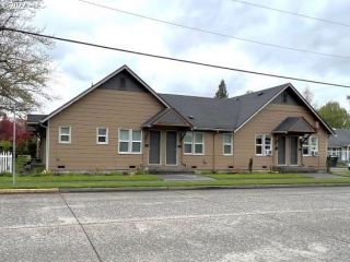 Foreclosed Home - 3002 GARFIELD ST, 98632