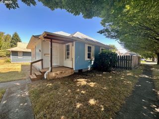 Foreclosed Home - 502 18TH AVE, 98632