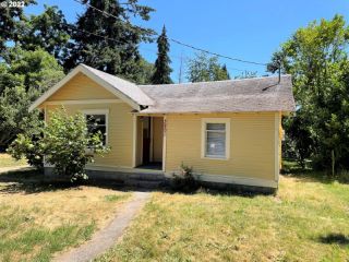 Foreclosed Home - 3801 Q ST, 98663