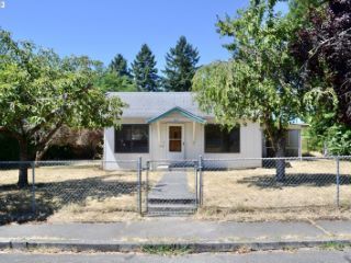 Foreclosed Home - 615 19TH ST, 98671