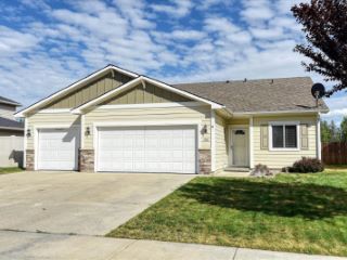 Foreclosed Home - 620 E JIM DARBY DR, 99022