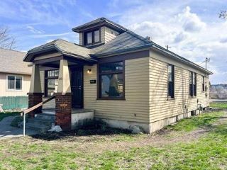 Foreclosed Home - 1818 E MALLON AVE, 99202