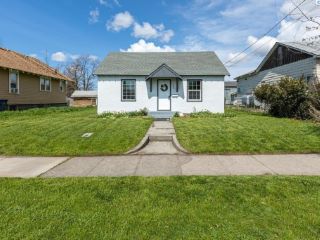 Foreclosed Home - 908 W CHESTNUT ST, 99362