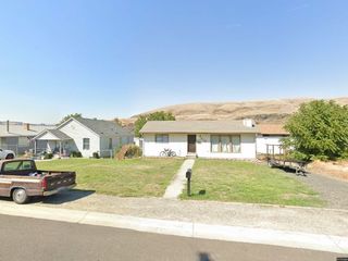 Foreclosed Home - 915 2ND ST, 99402